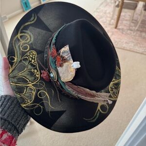 Artisan Black and Gold Women's Hat